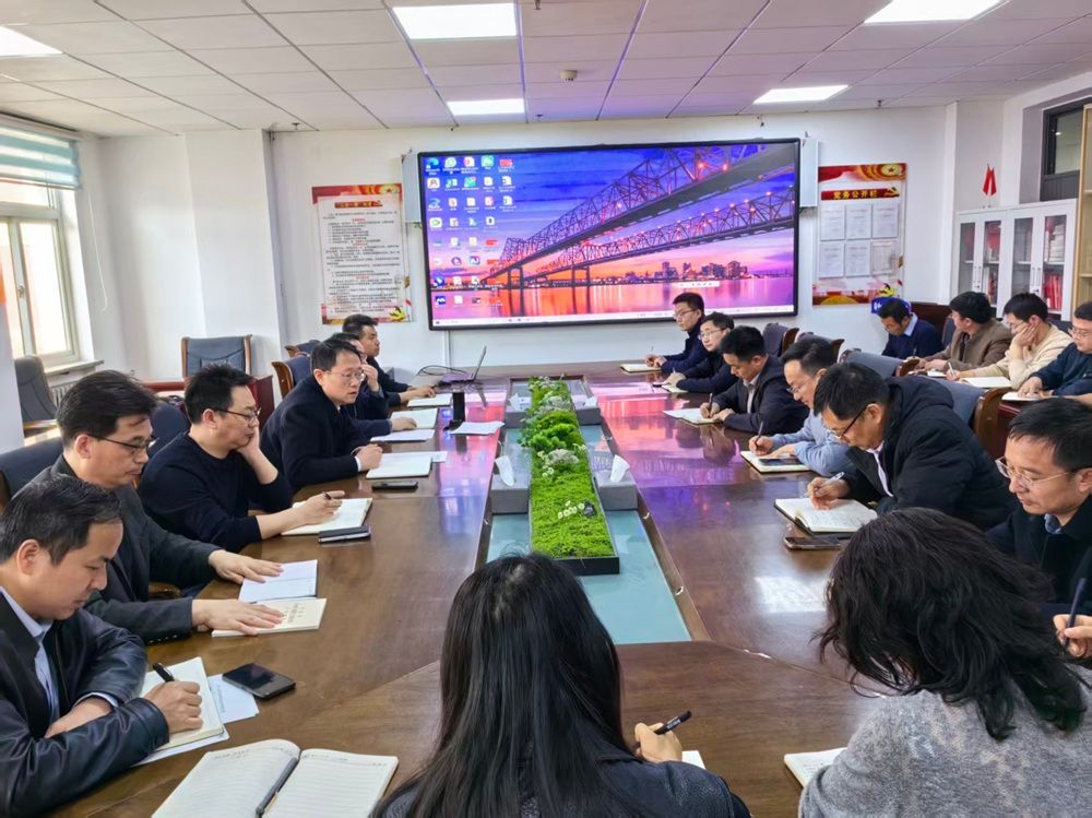 土木与水利工程学院部署树立和践行正确政...