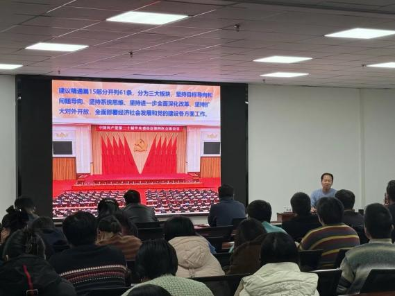 土木与水利工程学院与能源与动力工程学院...